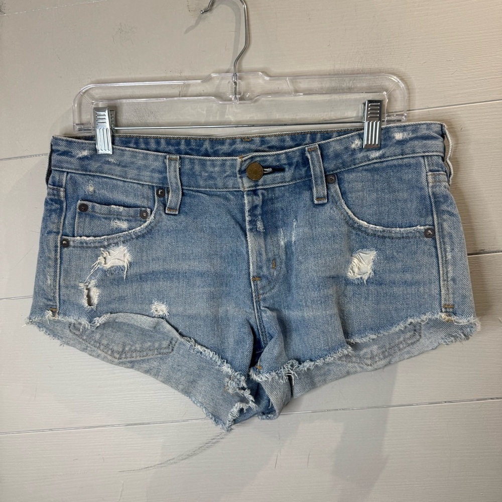 Urban Outfitters BDG Denim Shorts Size 27